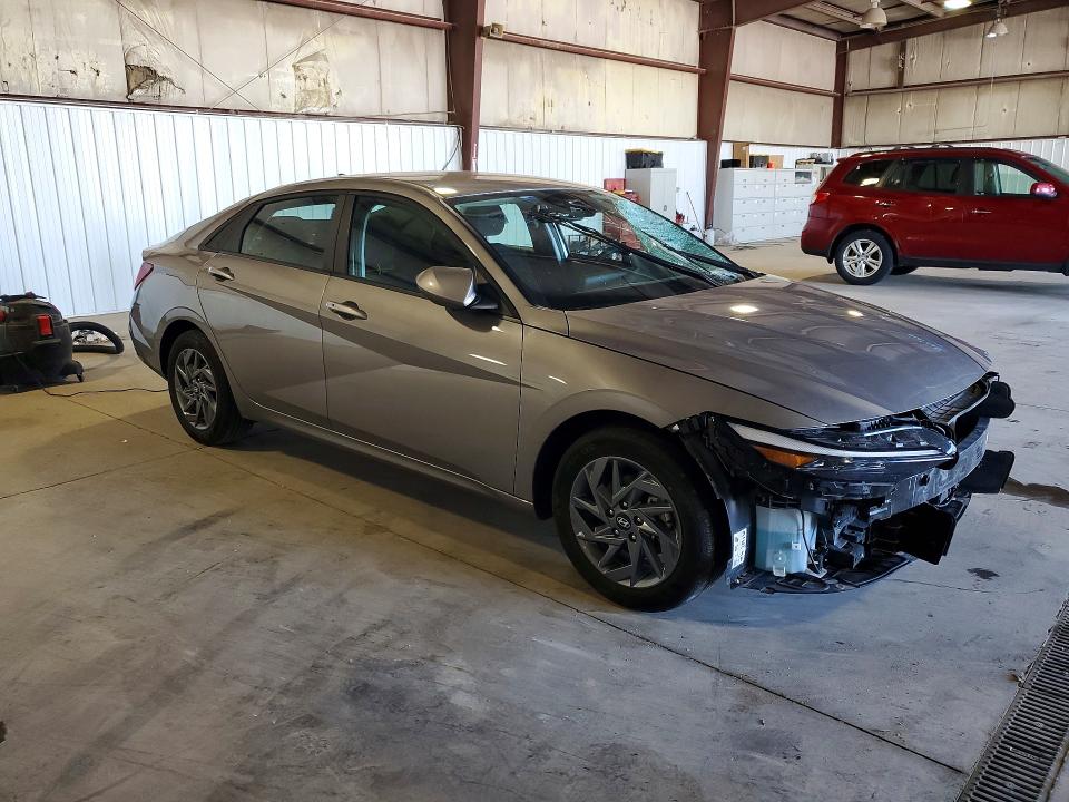 2024 Hyundai Elantra VIN KMHLM4DJ8RU116592 COPART salvage auction — FRONT END, Ia - Salvage W/Salvage History, sold $4,150 on 2026-07-08 (photo 4)