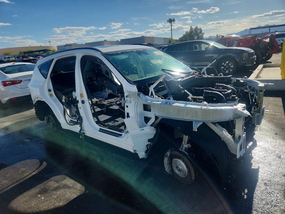2024 Genesis Gv80 VIN KMUHCESC7RU161463 COPART salvage auction — STRIPPED, CA - CERTIFICATE OF TITLE, sold $6,500 on 2026-07-07 (photo 4)