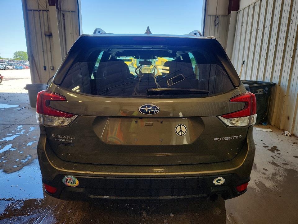 2023 Subaru Forester VIN JF2SKAPC5PH484978 COPART salvage auction — HAIL, Wi - Salvage - Multiple Brands, sold $6,700 on 2026-07-06 (photo 6)