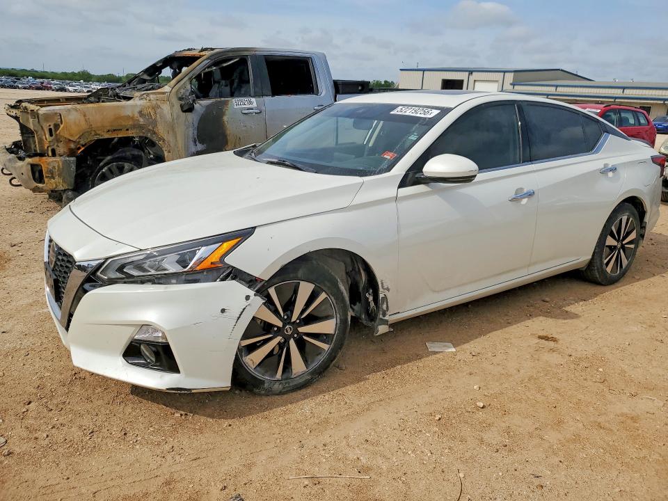 2019 Nissan Altima VIN 1N4BL4EV6KC186968 COPART salvage auction — SIDE, Tx - Certificate Of Title, sold $5,300 on 2026-07-02 (photo 1)