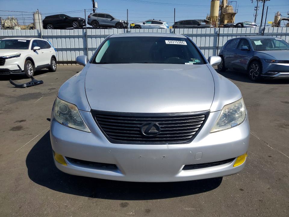 2009 Lexus Ls VIN JTHBL46F795089941 COPART salvage auction — MINOR DENT/SCRATCHES, Ca - Dis/Dlr/Exp Only Clean Title, sold $2,550 on 2026-07-08 (photo 5)