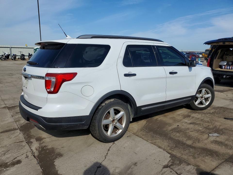 2019 Ford Explorer VIN 1FM5K7D85KGA07427 COPART salvage auction — SIDE, Tx - Salvage Vehicle Title, sold $3,400 on 2026-07-23 (photo 3)