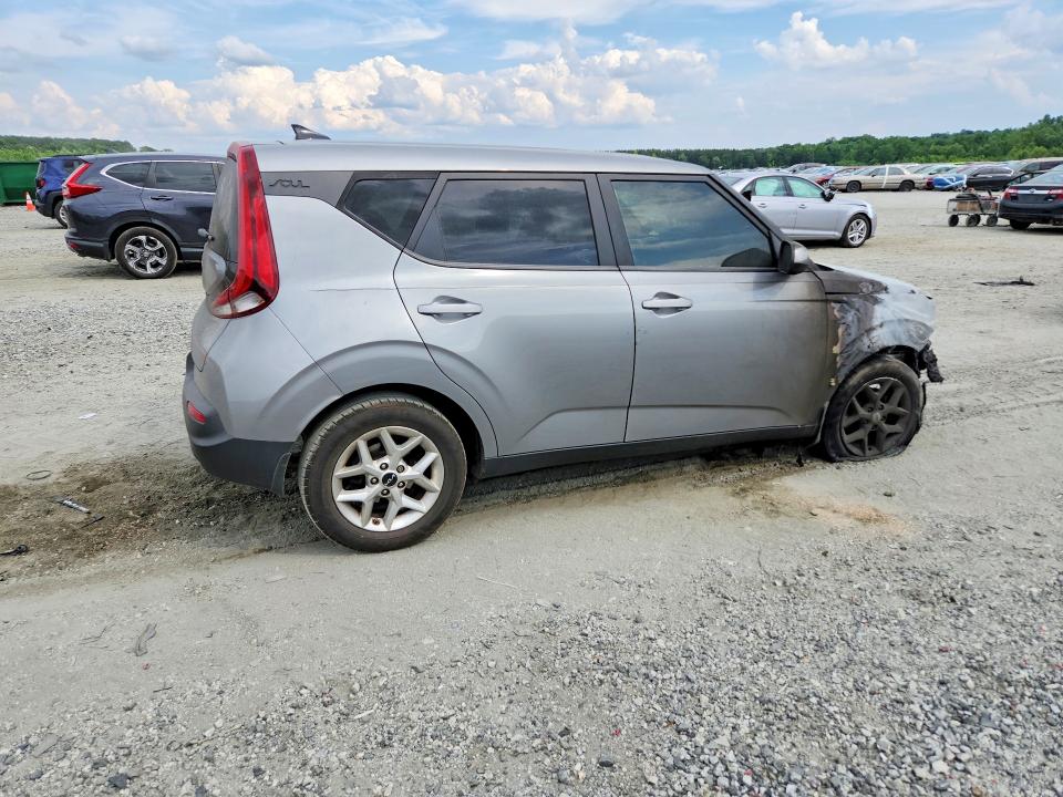 2022 Kia Soul VIN KNDJ23AU1N7837095 COPART salvage auction — BURN, Sc - Cert Of Title-Salvage, sold $425 on 2026-07-27 (photo 3)