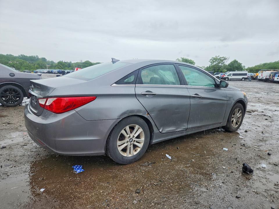 2013 Hyundai VIN 5NPEB4AC6DH781129 COPART salvage auction — FRONT END, Md - Cert Of Salvage > 75% Damage, sold $125 on 2026-07-23 (photo 3)