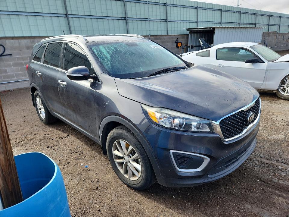 2017 Kia VIN 5XYPG4A33HG322986 COPART salvage auction — MINOR DENT/SCRATCHES, Nm - Cert Of Title-Salvage, sold $1,850 on 2026-07-09 (photo 4)