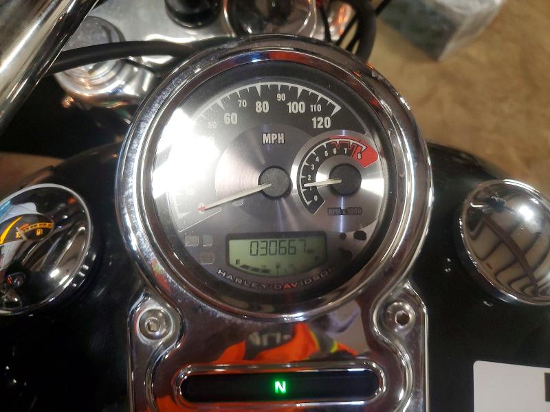 2011 Harley-davidson Fxdf VIN 1HD1GY417BC327934 COPART salvage auction — REAR END, MI - CERTIFICATE OF TITLE, sold $1,350 on 2026-07-17 (photo 7)