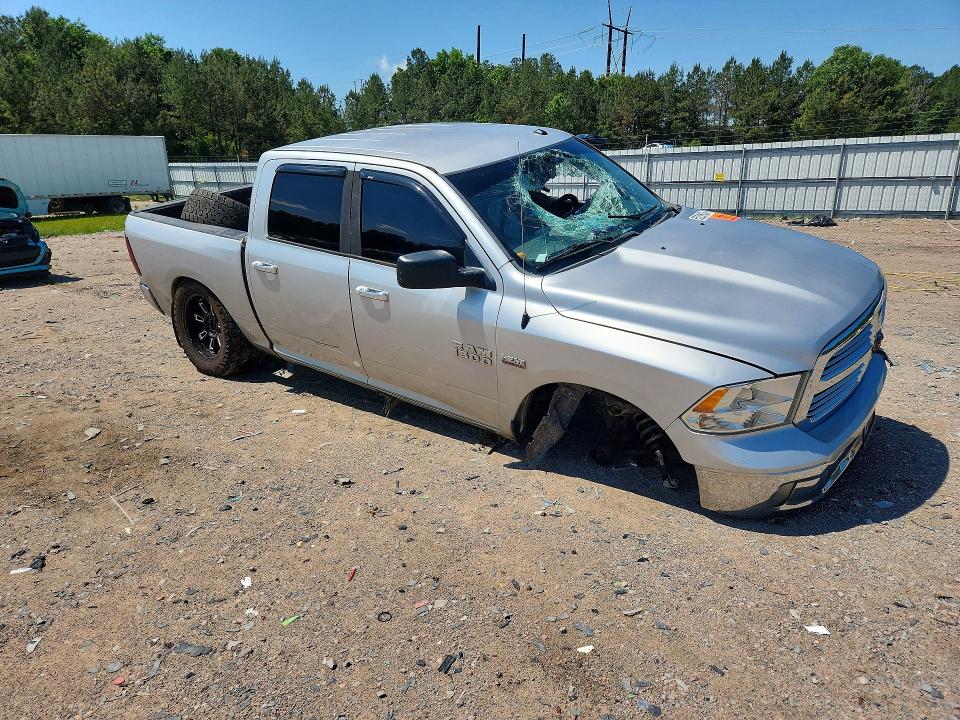 2015 Ram 1500 VIN 3C6RR7LT1FG596484 COPART salvage auction — FRONT END, Va - Cert Of Title - Salvage, sold $775 on 2026-07-06 (photo 4)