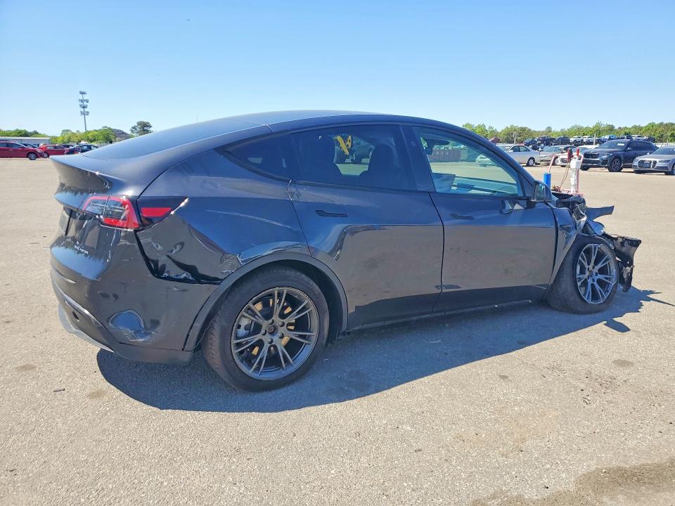 2025 Tesla Model y VIN 7SAYGDEE4SF224017 COPART salvage auction — FRONT END, Ny - Mv-907A Salvage Certificate, sold $11,200 on 2026-07-13 (photo 3)