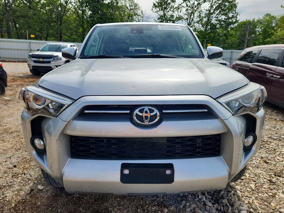2020 Toyota 4runner VIN JTEBU5JR2L5770484 COPART salvage auction — HAIL, Mo - Salvage Certificate Of Title, sold $21,200 on 2026-07-14 (photo 5)