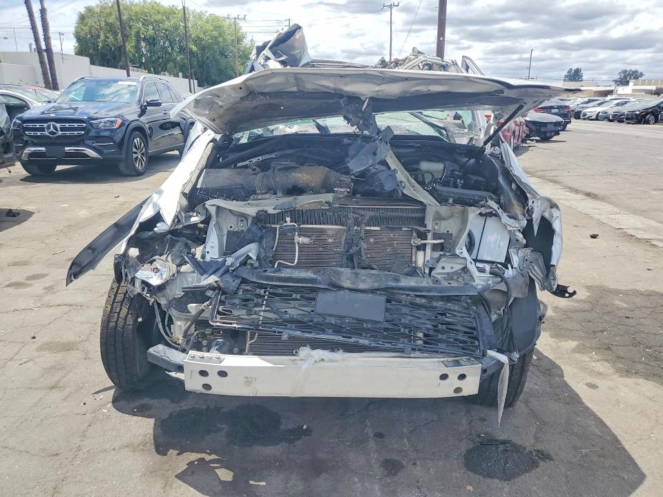 2022 Toyota 4runner VIN JTEPU5JR3N6003407 COPART salvage auction — ALL OVER, Ca - Non-Repairable Vehicle Cert, sold $3,100 on 2026-07-20 (photo 5)