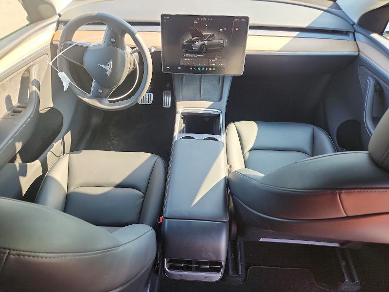 2025 Tesla Model y VIN 7SAYGDEF7SA350930 COPART salvage auction — SIDE, Va - Cert Of Title - Salvage, sold $11,800 on 2026-07-04 (photo 8)