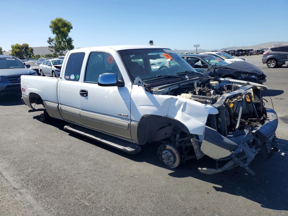 2000 Chevrolet Silverado VIN 1GCEK19TXYE130434 COPART salvage auction — VANDALISM, Ca - Salvage Certificate, sold $300 on 2026-07-29 (photo 4)