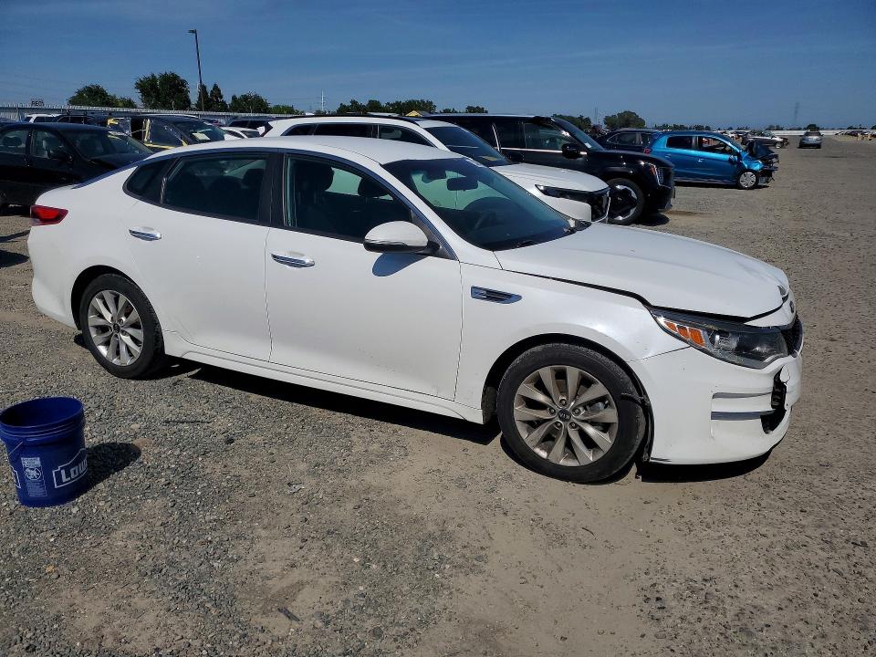 2018 Kia Optima VIN 5XXGT4L3XJG263325 COPART salvage auction — FRONT END, CA - SALVAGE CERTIFICATE, sold $1,050 on 2026-07-28 (photo 4)