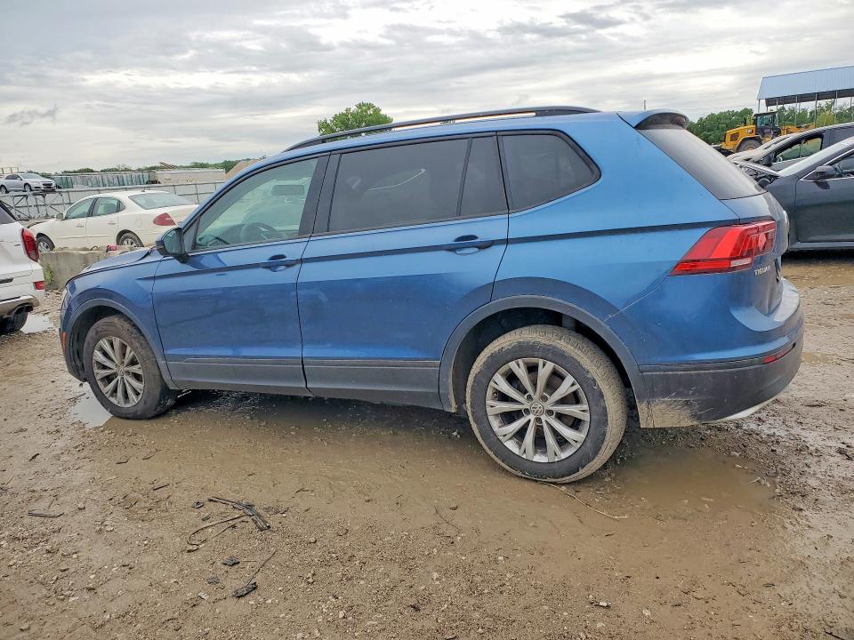 2018 Volkswagen Tiguan VIN 3VV1B7AX7JM108621 COPART salvage auction — MINOR DENT/SCRATCHES, Mo - Dealer Only Clean Title, sold $1,750 on 2026-07-09 (photo 2)