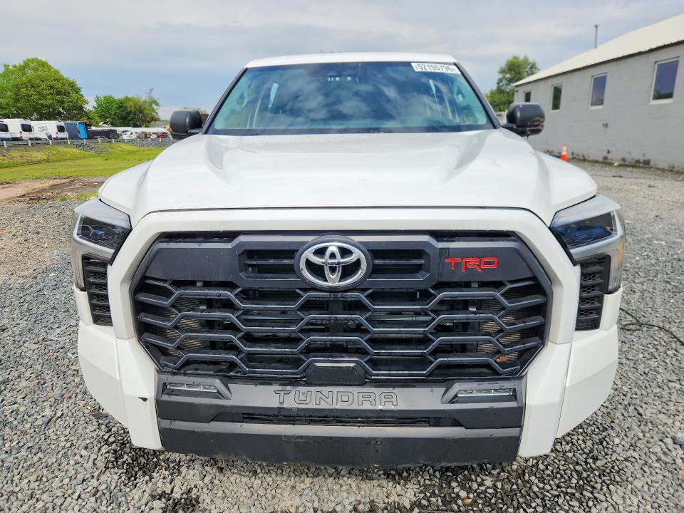 2024 Toyota Tundra VIN 5TFLA5DB8RX181887 COPART salvage auction — MINOR DENT/SCRATCHES, Md - Cert Of Salvage > 75% Damage, sold $15,800 on 2026-07-24 (photo 5)