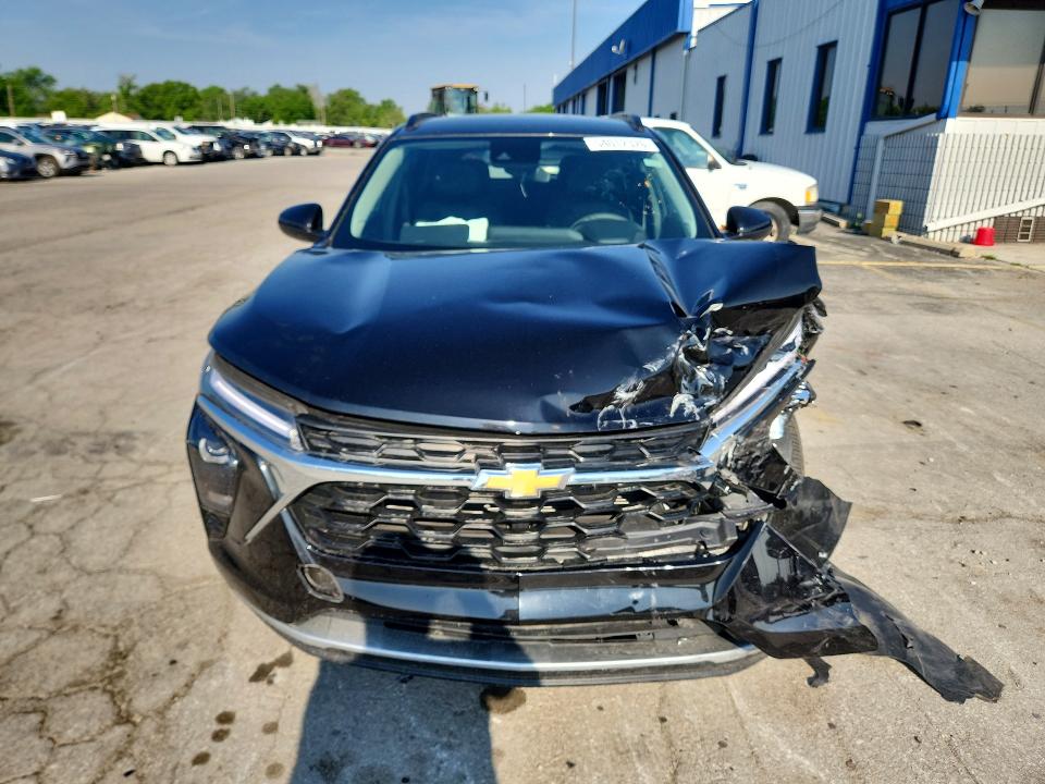 2025 Chevrolet Trax VIN KL77LHEP7SC297583 COPART salvage auction — FRONT END, In - Cert Of Title-Salvage Title, sold $4,650 on 2026-07-27 (photo 5)