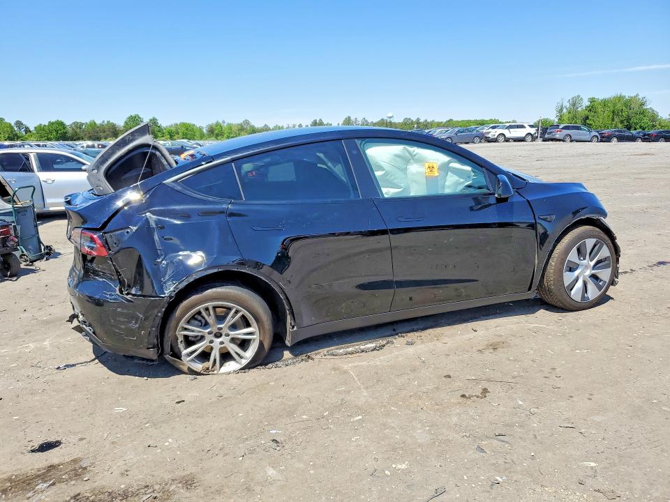 2022 Tesla Model y VIN 7SAYGAEE2NF523024 COPART salvage auction — FRONT END, Va - Cert Of Title - Salvage, sold $3,150 on 2026-07-12 (photo 3)