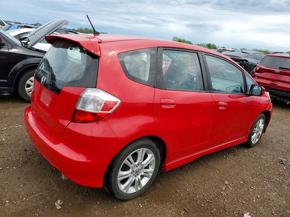 2011 Honda Fit VIN JHMGE8G56BS001384 COPART salvage auction — FRONT END, Il - Salvage Certificate, sold $1,450 on 2026-07-07 (photo 3)