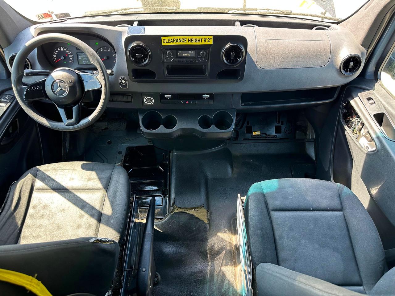 2019 Mercedes-benz Sprinter VIN WD4PF1CD8KP147104 COPART salvage auction — Mechanical, PA - CERT OF TITLE, sold $12,500 on 2026-07-01 (photo 9)