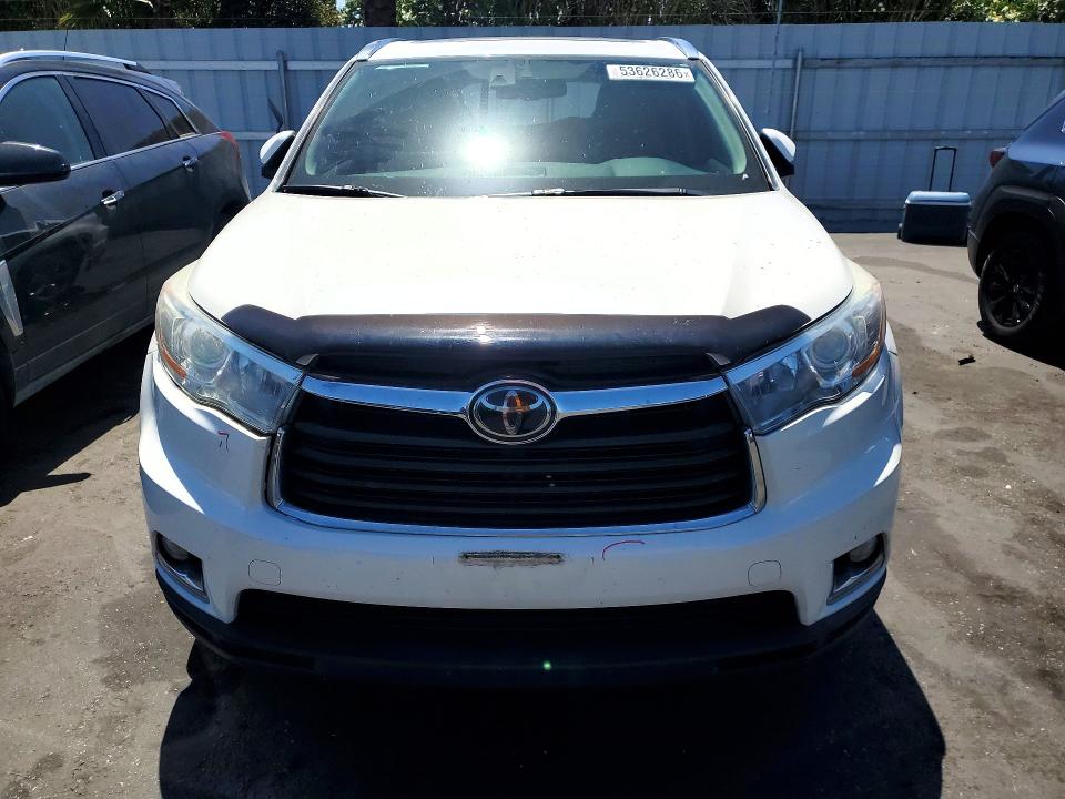 2015 Toyota Highlander VIN 5TDDKRFH1FS103446 COPART salvage auction — REAR END, Ca - Salvage Certificate, sold $9,100 on 2026-07-14 (photo 5)