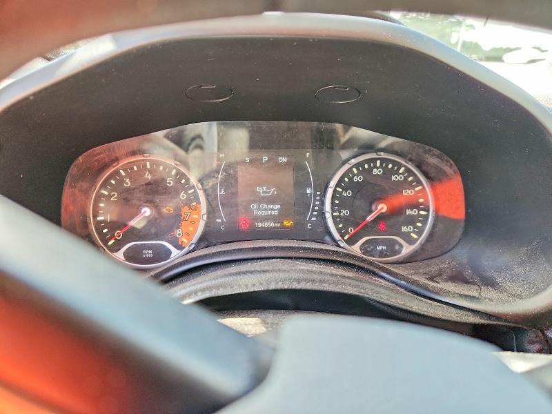 2017 Jeep Renegade VIN ZACCJAAB7HPF50205 COPART salvage auction — MECHANICAL, Fl - Certificate Of Title, sold $575 on 2026-07-02 (photo 9)