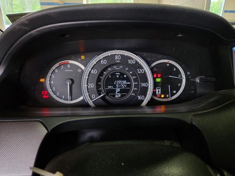 2013 Honda Accord VIN 1HGCR2F36DA134464 COPART salvage auction — FRONT END, VA - CERT OF TITLE - SALVAGE, sold $1,100 on 2026-07-02 (photo 9)