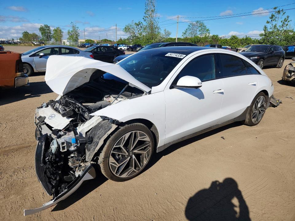 2024 Hyundai VIN KMHM54AC1RA059774 COPART salvage auction — FRONT END, Qc - Gravement Accidente, sold $8,000 on 2026-07-07 (photo 1)