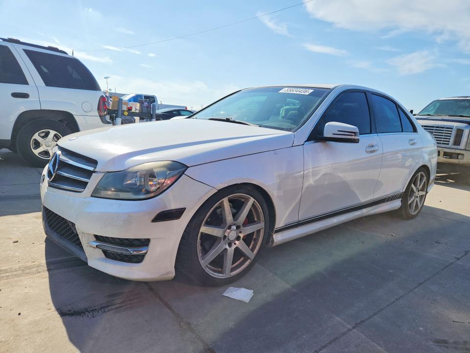 2014 Mercedes-benz C-klasse VIN WDDGF4HB4ER314561 COPART salvage auction — NORMAL WEAR, Fl - Certificate Of Title, sold $725 on 2026-07-09 (photo 1)