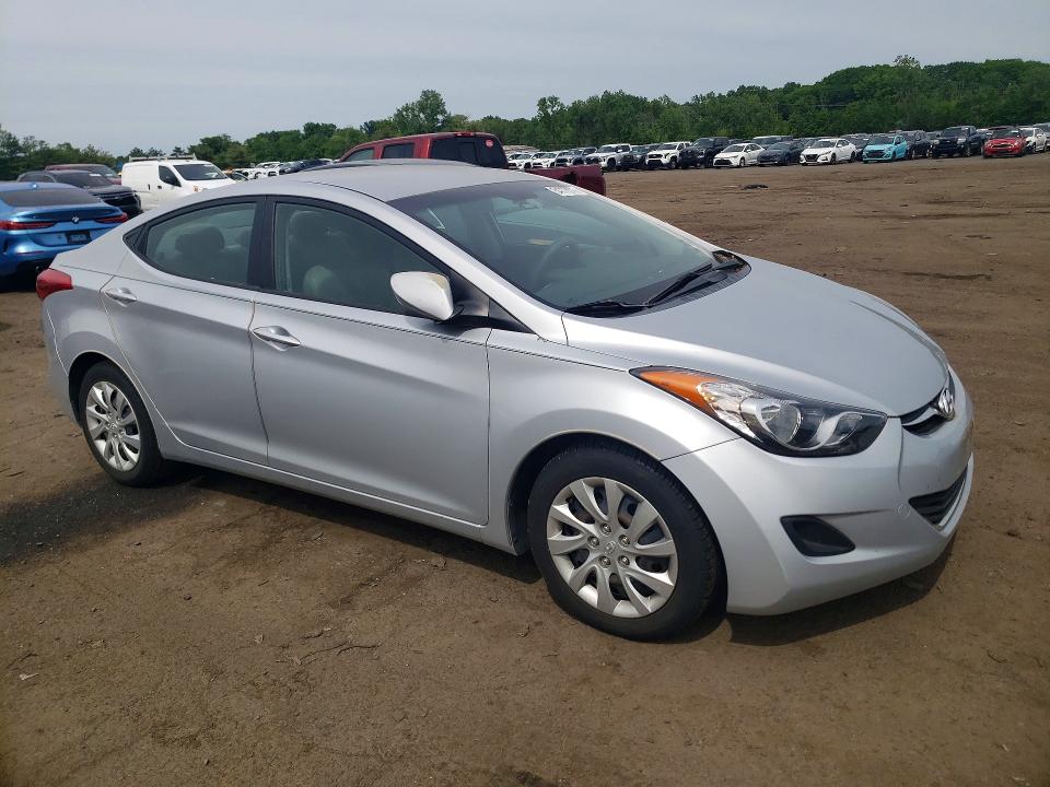 2011 Hyundai Elantra VIN 5NPDH4AE1BH040542 COPART salvage auction — VANDALISM, Ca - Cert Of Title-Salvaged, sold $1,450 on 2026-07-02 (photo 4)