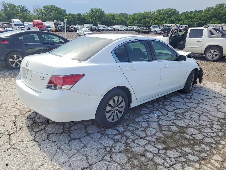 2008 Honda Accord VIN 1HGCP263X8A163722 COPART salvage auction — FRONT END, Mo - Salvage Certificate Of Title, sold $850 on 2026-07-09 (photo 3)