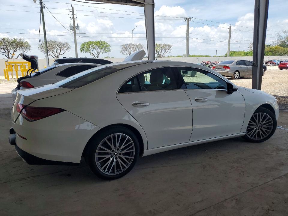 2023 Mercedes-benz Cla-klasse VIN W1K5J4GB8PN356295 COPART salvage auction — SIDE, Fl - Cert Of Title Slvg Rebuildable, sold $5,500 on 2026-07-29 (photo 3)