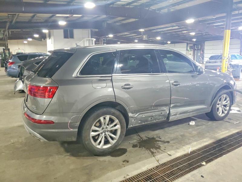 2018 Audi Q7 VIN WA1LAAF72JD023711 COPART salvage auction — SIDE, Co - Public - Salvage Title, sold $7,300 on 2026-07-25 (photo 3)