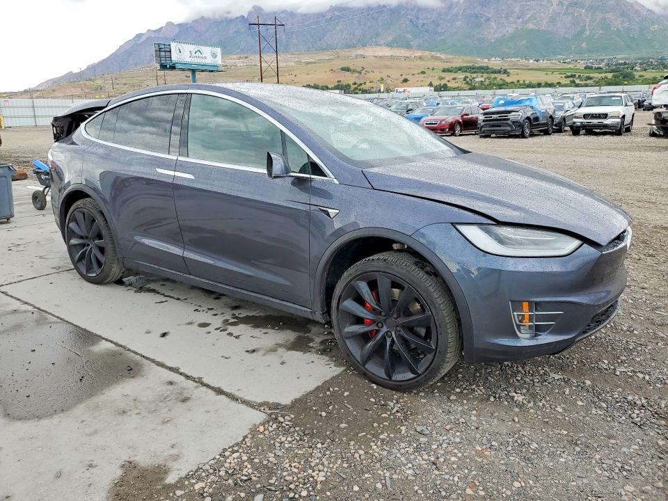 2021 Tesla Model x VIN 5YJXCAE41MF324931 COPART salvage auction — REAR END, UT - SALVAGE CERTIFICATE, sold $15,200 on 2026-07-27 (photo 4)