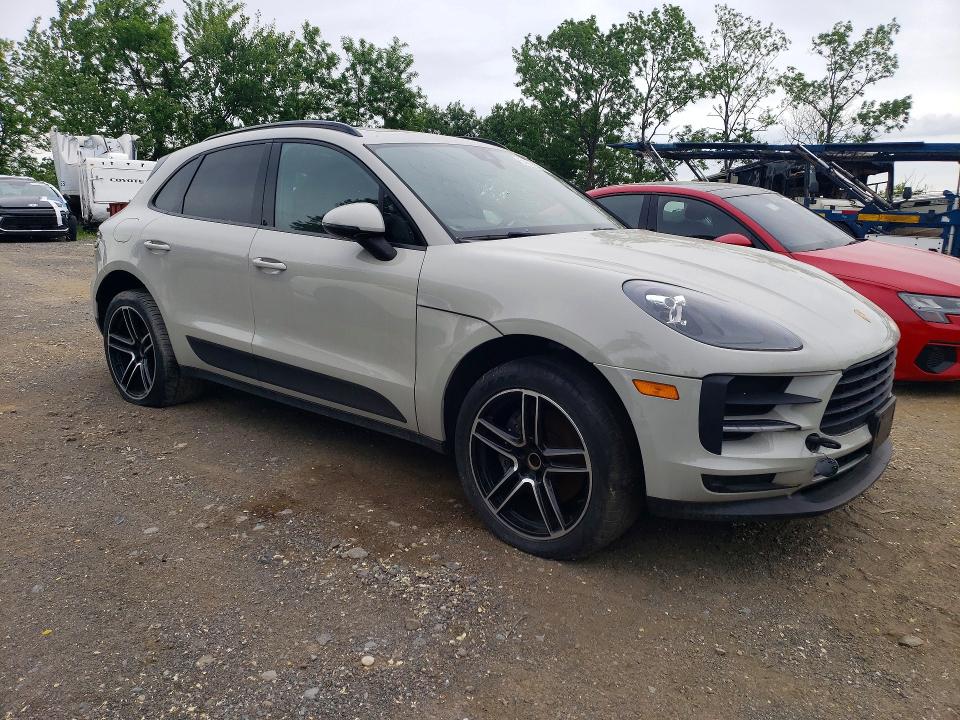2021 Porsche Macan VIN WP1AA2A53MLB04301 COPART salvage auction — WATER/FLOOD, Mi - Cert Of Title-Salvage Flood, sold $13,000 on 2026-07-07 (photo 4)