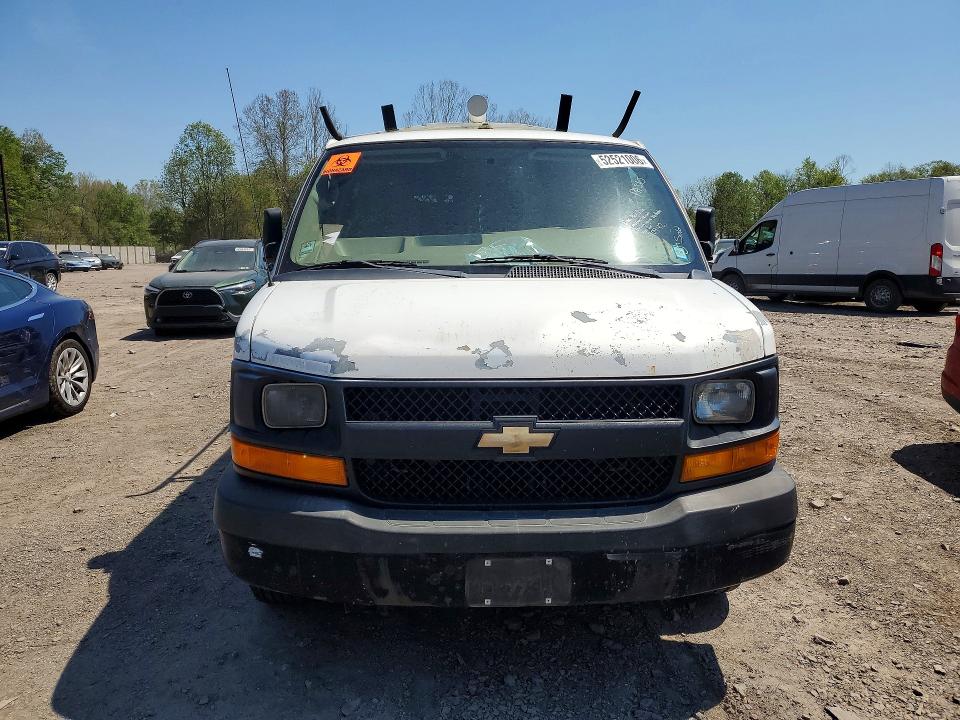 2011 Chevrolet Express 2500 VIN 1GCWGFCA9B1177107 COPART salvage auction — MINOR DENT/SCRATCHES, Ny - Certificate Of Title, sold $1,350 on 2026-07-08 (photo 5)