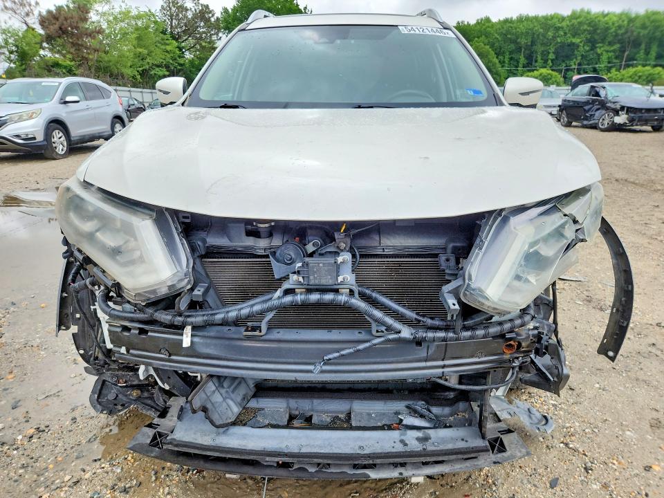 2017 Nissan Rogue VIN JN8AT2MT2HW405415 COPART salvage auction — FRONT END, VA - CERT OF TITLE - SALVAGE, sold $900 on 2026-07-28 (photo 5)