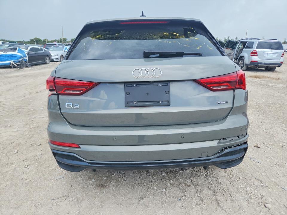 2020 Audi Q3 VIN WA1DECF32L1058349 COPART salvage auction — SIDE, Salvage Title, sold $3,150 on 2026-07-30 (photo 6)