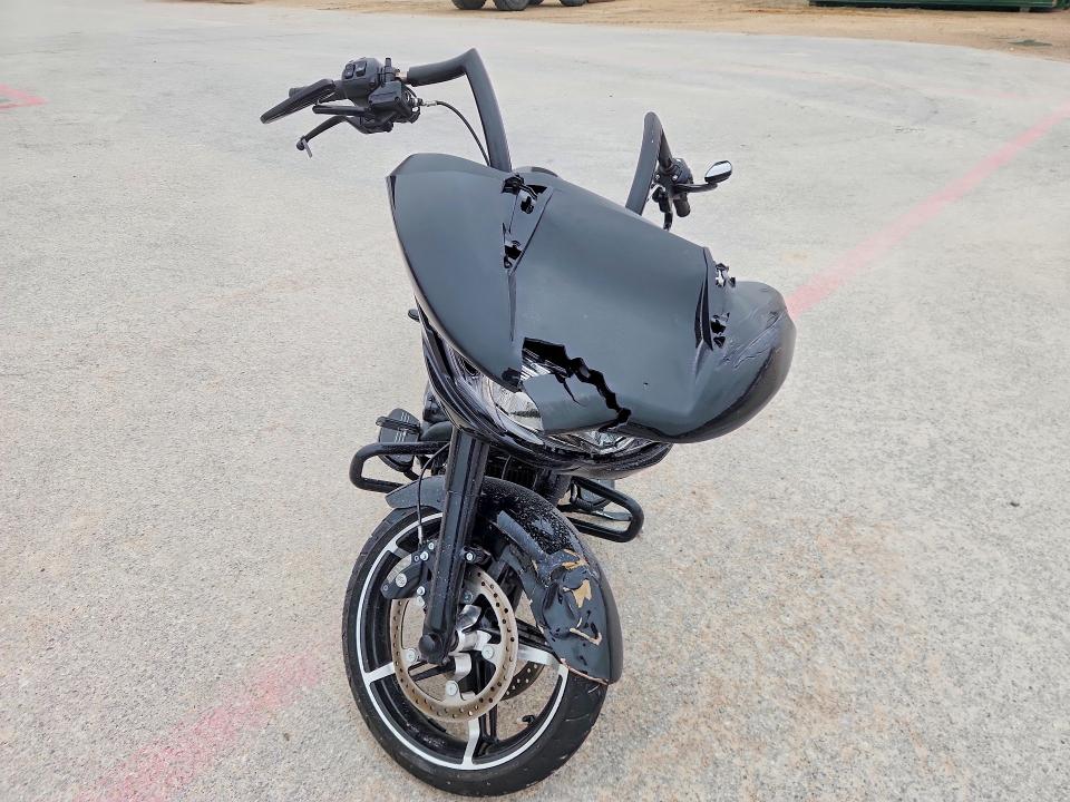 2025 Harley-davidson Fl VIN 1HD1KH710SB642459 COPART salvage auction — FRONT END, Tx - Certificate Of Title, sold $9,900 on 2026-07-15 (photo 2)