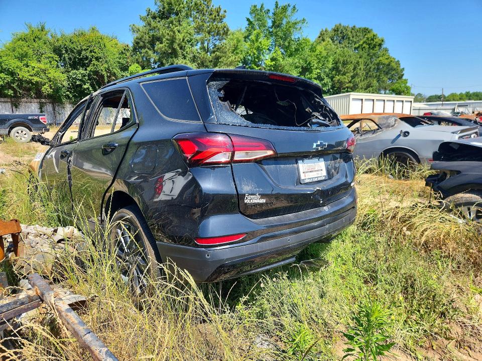 2024 Chevrolet Equinox VIN 3GNAXMEG5RL104892 COPART salvage auction — BURN, Mi - Scrap Certificate Of Title, sold $300 on 2026-07-02 (photo 2)