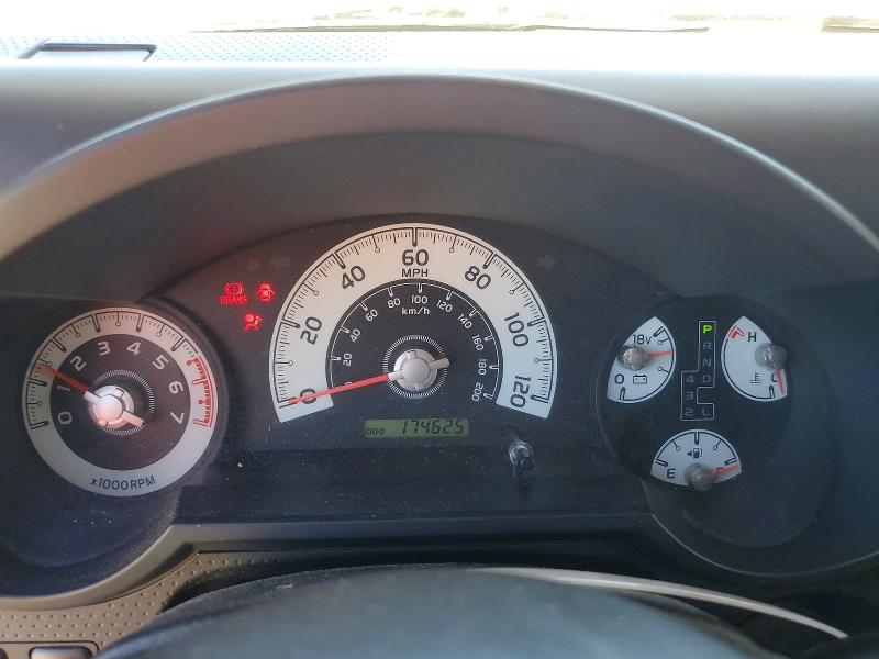 2007 Toyota Fj cruiser VIN JTEBU11F570017355 COPART salvage auction — SIDE, SC - CERT OF TITLE-SALVAGE, sold $5,000 on 2026-07-13 (photo 9)