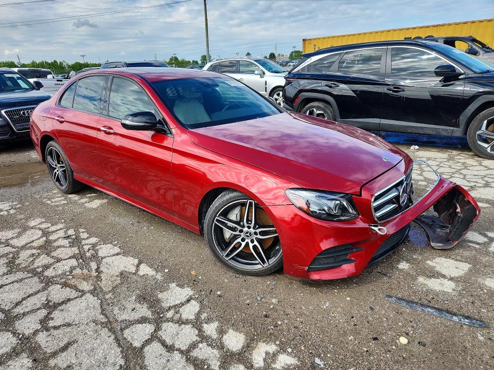 2020 Mercedes-benz E-klasse VIN WDDZF8EB1LA742622 COPART salvage auction — FRONT END, IN - CERT OF TITLE-SALVAGE TITLE, sold $4,000 on 2026-07-28 (photo 4)