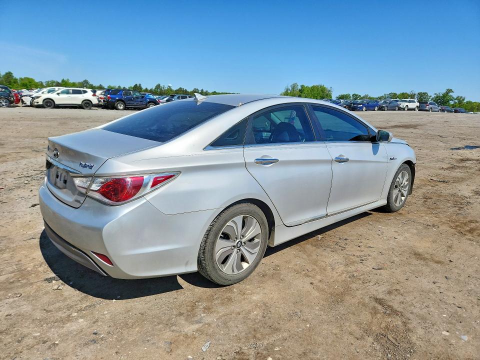 2013 Hyundai Sonata VIN KMHEC4A47DA098283 COPART salvage auction — FRONT END, Va - Cert Of Title - Salvage, sold $850 on 2026-07-29 (photo 3)