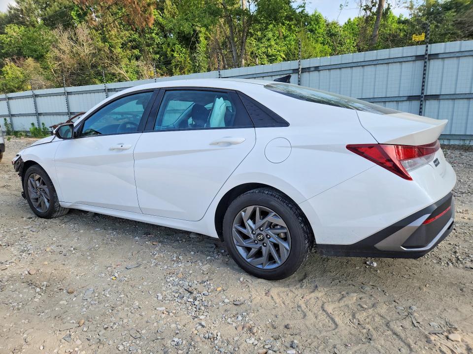 2024 Hyundai Elantra VIN KMHLM4DG0RU749298 COPART salvage auction — FRONT END, Salvage Title, sold $5,800 on 2026-07-14 (photo 2)