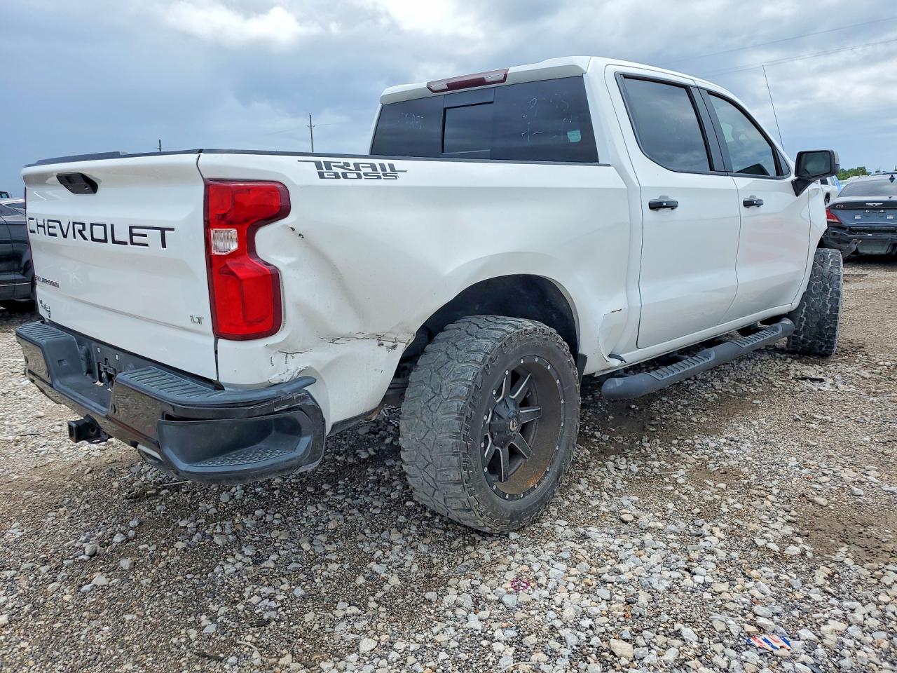 2019 Chevrolet Silverado 1500 VIN 1GCPYFED1KZ135685 COPART salvage auction — Front End, TX - CERTIFICATE OF TITLE, sold $6,600 on 2026-07-08 (photo 3)