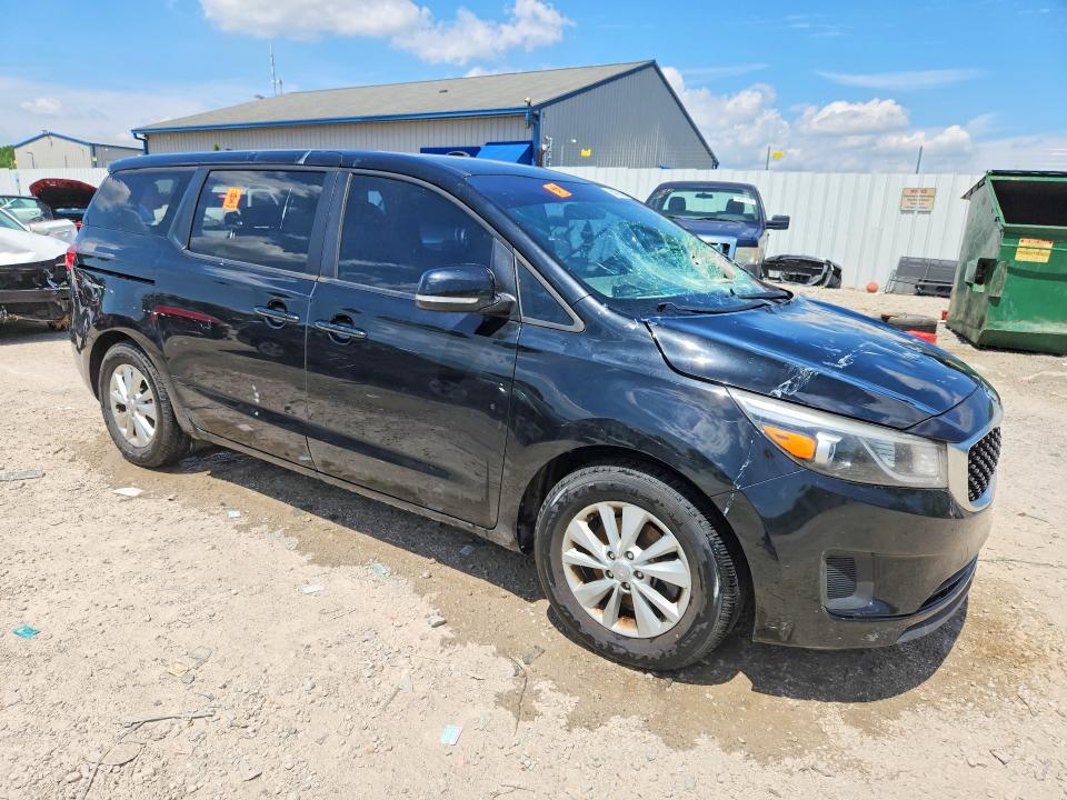 2017 Kia SEDONA VIN KNDMB5C1XH6228447 COPART salvage auction — HAIL, Ky - Bill Of Sale/Part Only/No Titl, sold $125 on 2026-07-16 (photo 4)