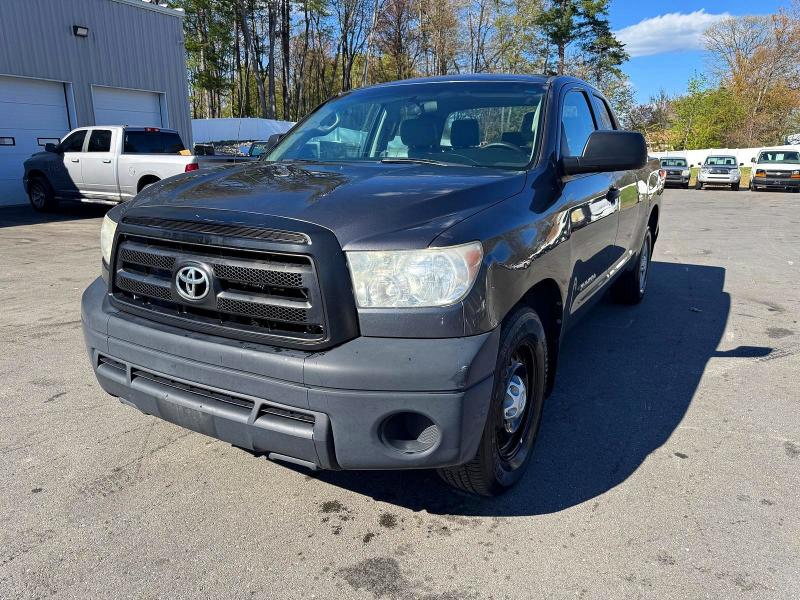 2013 Toyota VIN 5TFUM5F17DX049342 COPART salvage auction — MINOR DENT/SCRATCHES, Ma - Certificate Of Title, sold $4,300 on 2026-07-30 (photo 1)