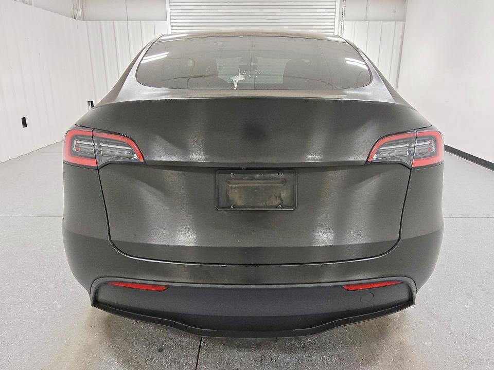 2021 Tesla Model y VIN 5YJYGDEE3MF108260 COPART salvage auction — NORMAL WEAR, AZ - CERT OF TITLE-RESTORED SALVAGE, sold $9,800 on 2026-07-07 (photo 6)
