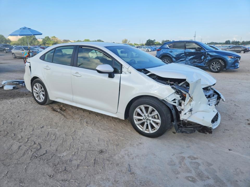 2025 Toyota Corolla VIN JTDBCMFE9SJ046417 COPART salvage auction — FRONT END, FL - CERTIFICATE OF DESTRUCTION, sold $1,300 on 2026-07-23 (photo 4)