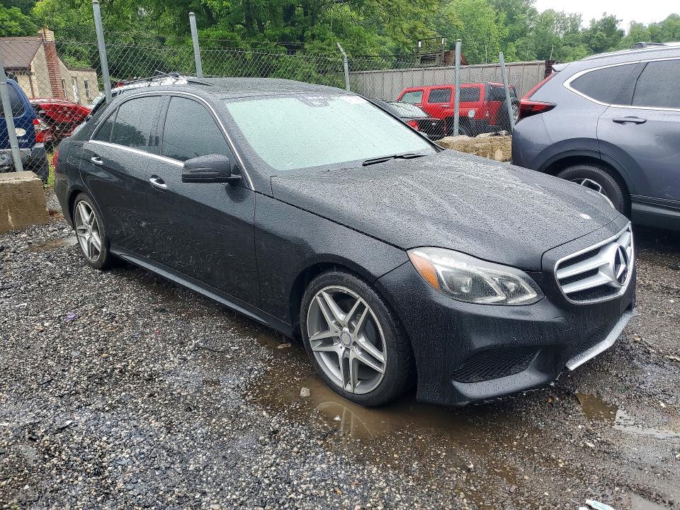 2016 Mercedes-benz E-class VIN WDDHF8JB1GB220963 COPART salvage auction — MINOR DENT/SCRATCHES, Va - Certificate Of Title, sold $6,100 on 2026-07-09 (photo 4)
