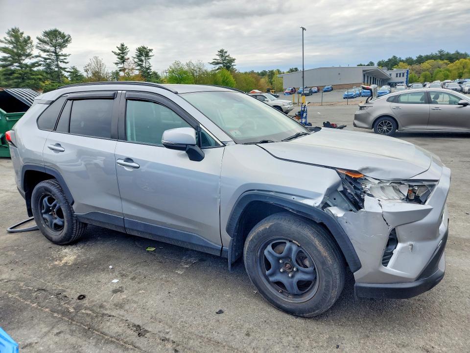 2021 Toyota Rav4 VIN 2T3P1RFV3MC200683 COPART salvage auction — FRONT END, Ma - Certificate Of Title, sold $15,000 on 2026-07-02 (photo 4)